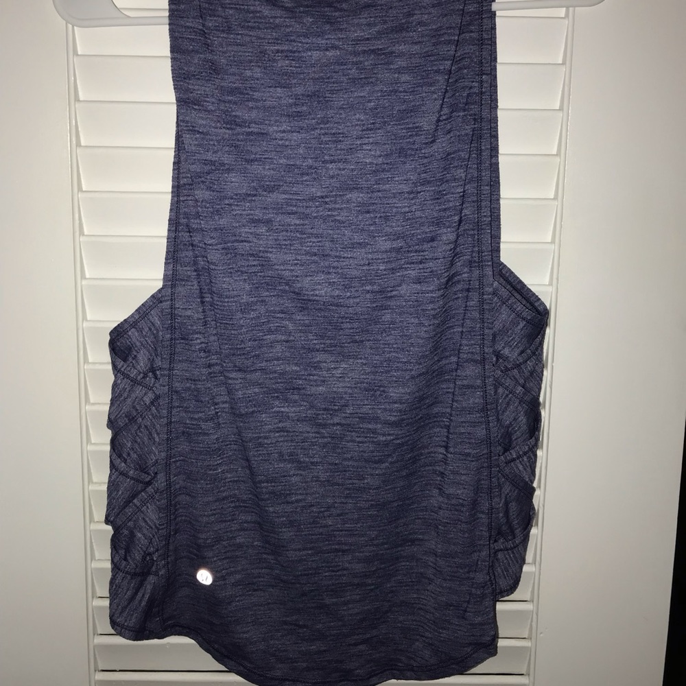 Lululemon tank top